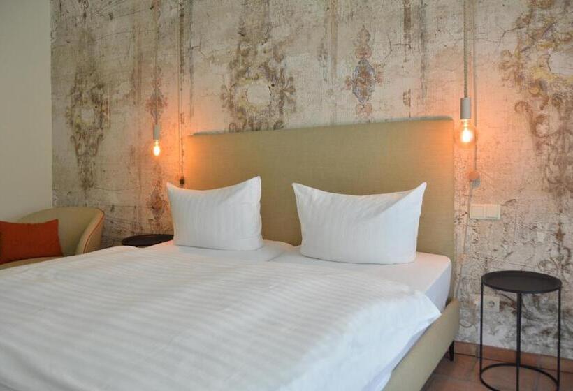 Номер Стандарт, Albergo Toscana