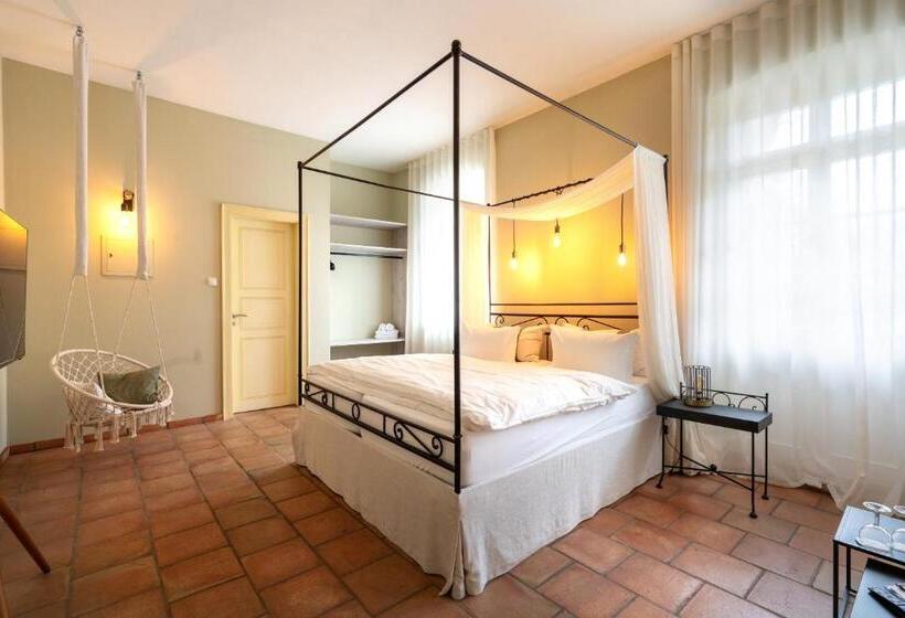 Номер Superior с Балконом, Albergo Toscana