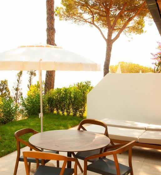 1 Bedroom Deluxe Apartment Side Sea View, Resort Capo Bianco