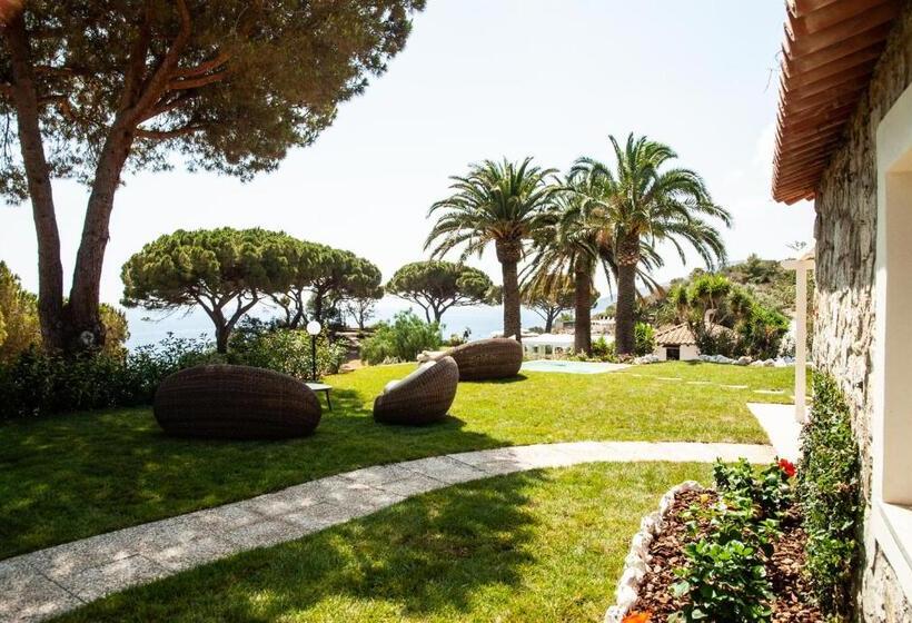 سوییت با استخر, Resort Capo Bianco