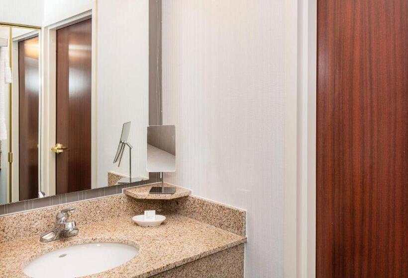 ２ダブルベッドのスタンダードルーム, Country Inn & Suites By Radisson, Columbus Edinburgh