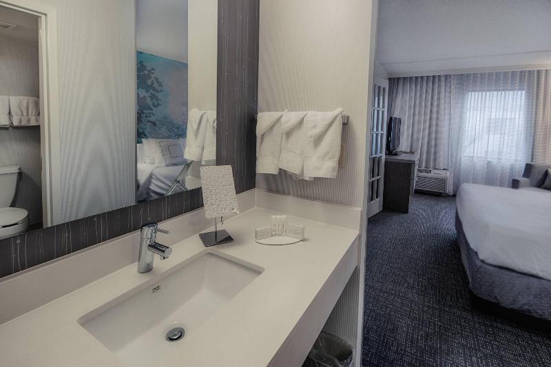 Люкс Executive Кровать Кинг, Courtyard By Marriott Dallas Dfw Airport North/irving