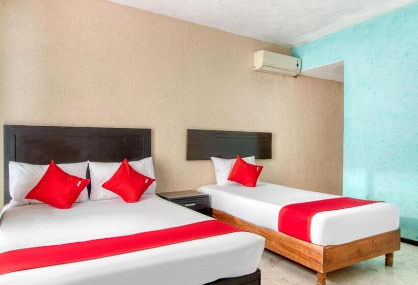 スタンダード４人部屋, Capital O Hotel La Siesta, Gomez Palacio