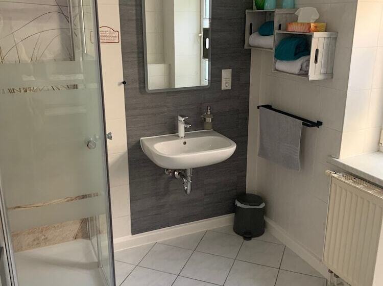Номер Стандарт, Pension Triebischtal