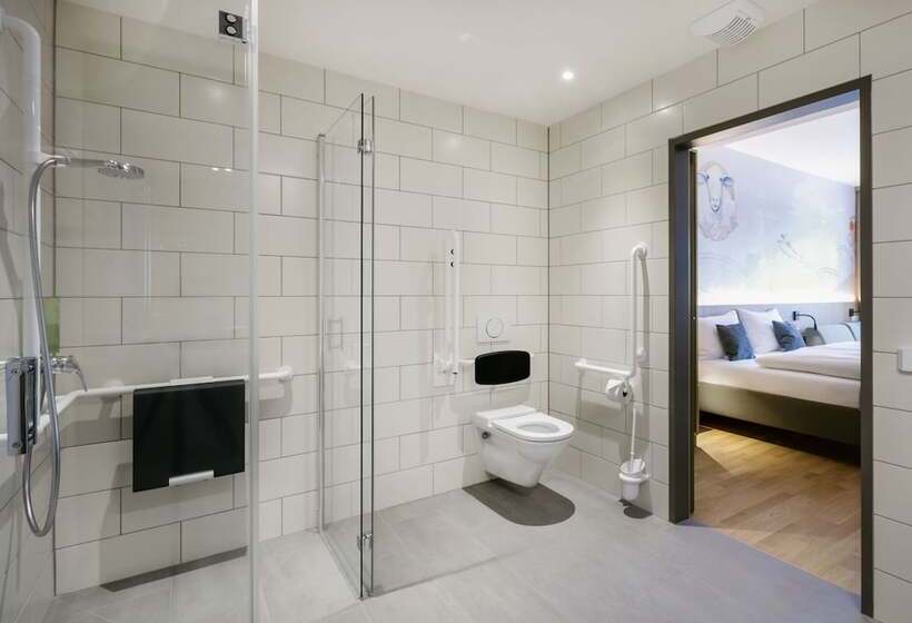 标准三人间, Jufa Hotel Weiz