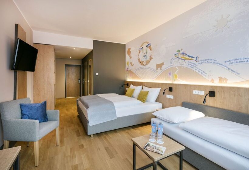 标准三人间, Jufa Hotel Weiz