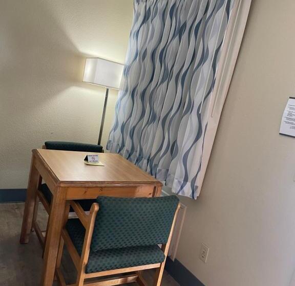 חדר סטנדרט שתי מיטות זוגיות, Days Inn By Wyndham Lexington