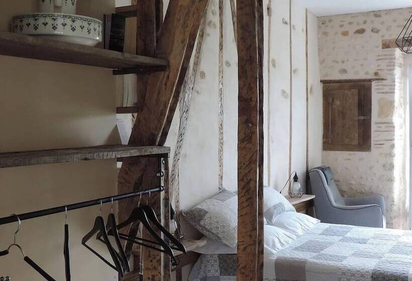 Romantic Room, Maison D'hôtes Marimpoey