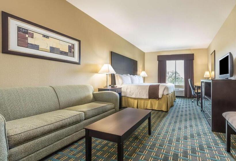 Люкс Deluxe Кровать Кинг, Days Inn & Suites By Wyndham Mineral Wells
