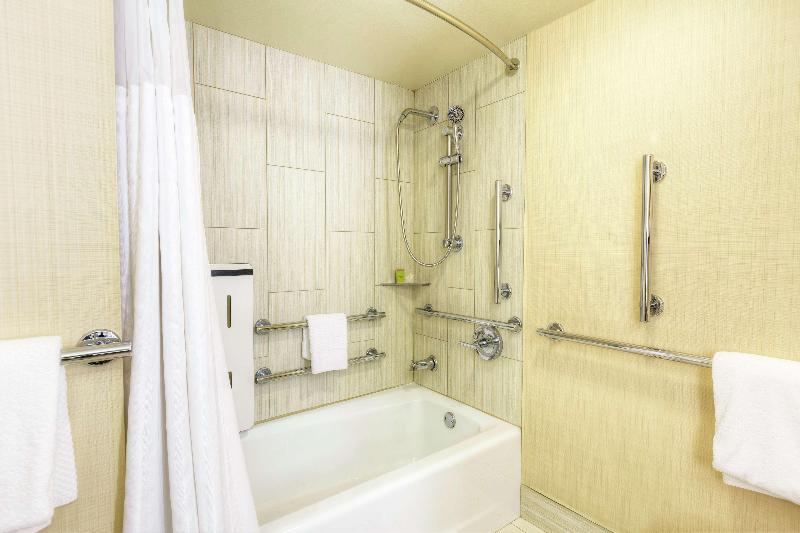 Standard-huone King-vuode, Doubletree By Hilton  Spokane City Center