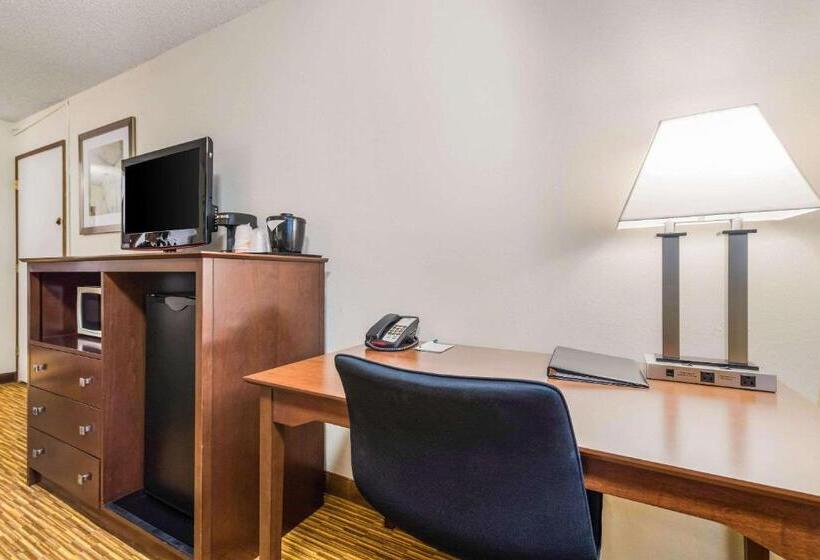 اتاق استاندارد, Quality Inn & Suites Lacey Olympia