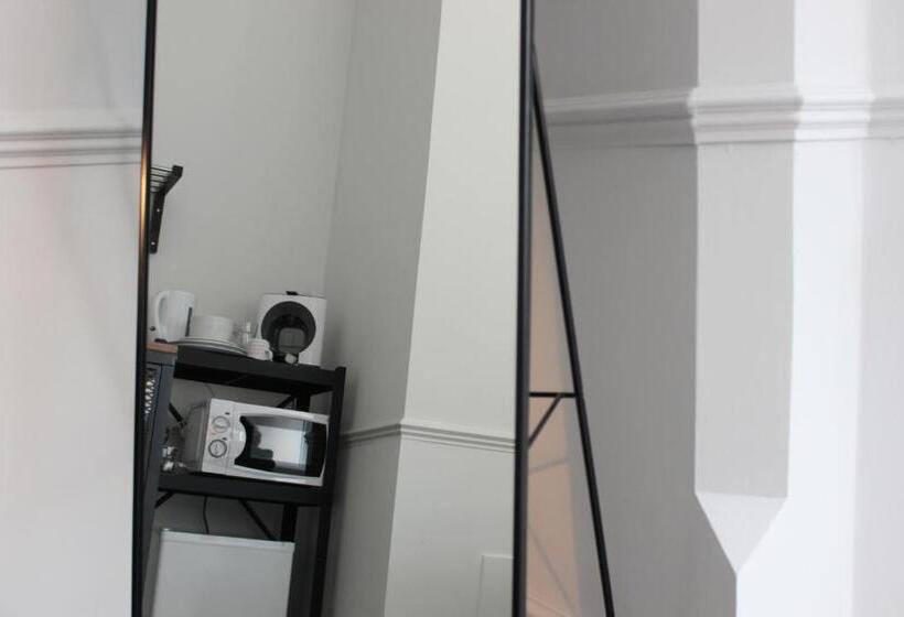 اتاق استاندارد با تخت بزرگ, Reading Serviced Rooms