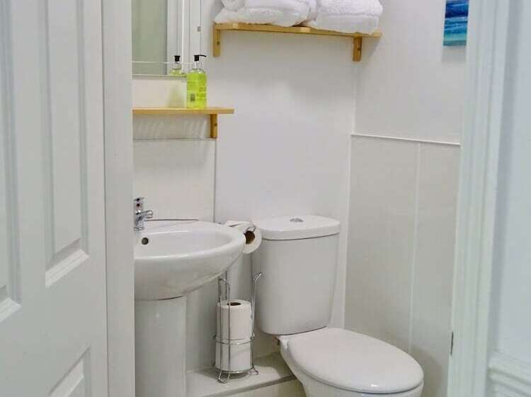 اتاق استاندارد, Reading Serviced Rooms