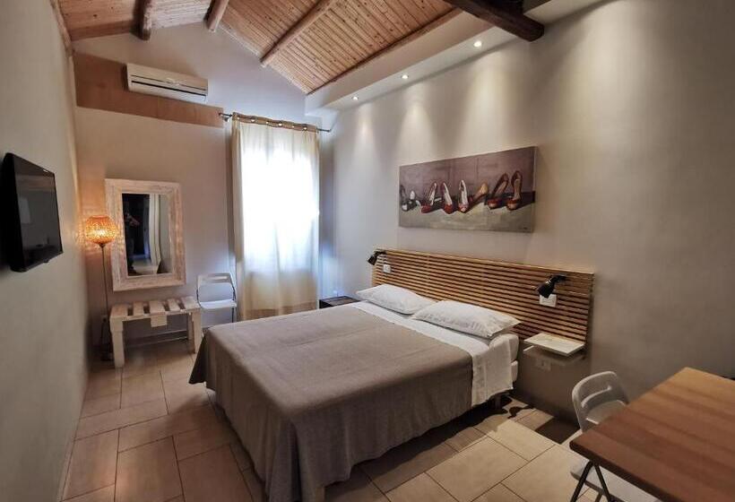 اتاق استاندارد, B&b Re Umberto