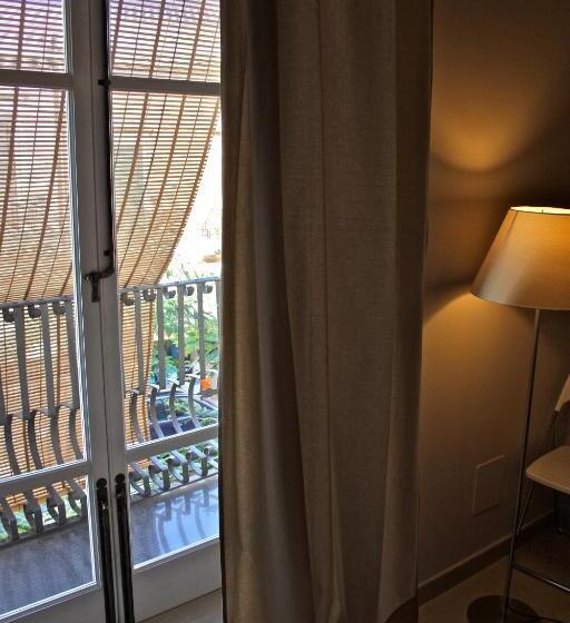 اتاق استاندارد سه نفره, B&b Re Umberto