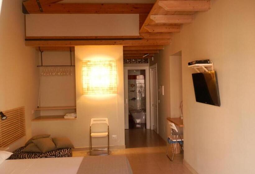اتاق استاندارد چهار تخته, B&b Re Umberto