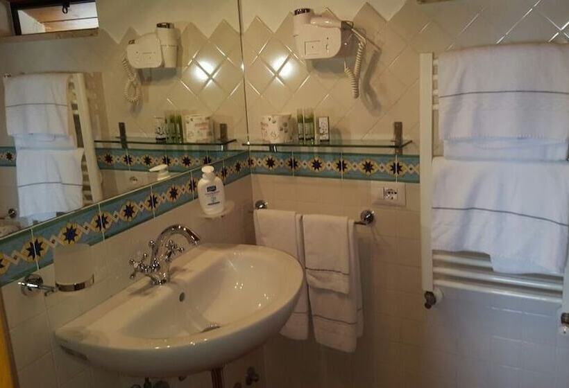 オーシャンビューファミリールーム, Casa Falcone B&b