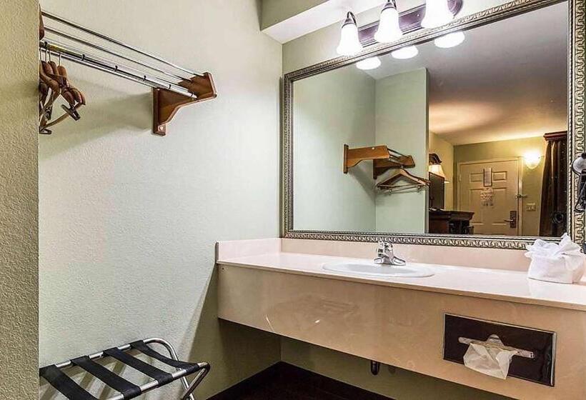 Стандартный Номер Кровать Кинг, Baymont By Wyndham Branson Thousand Hills