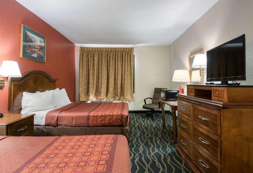 带2个双人床的标准工作室, Rodeway Inn Wormleysburg – Harrisburg