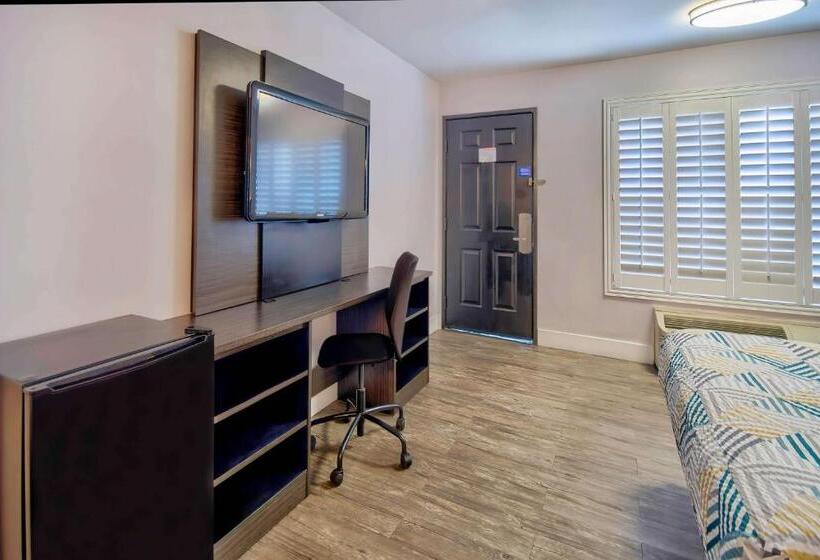 Номер Deluxe, Motel 6 Inglewood, Ca