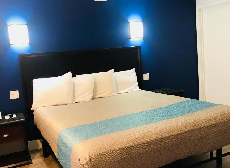 キングサイズベッドのデラックスルーム, Motel 6 Inglewood, Ca