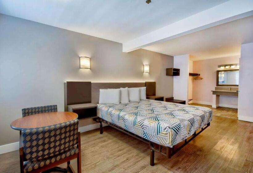 Номер Deluxe Кровать Кинг, Motel 6 Inglewood, Ca