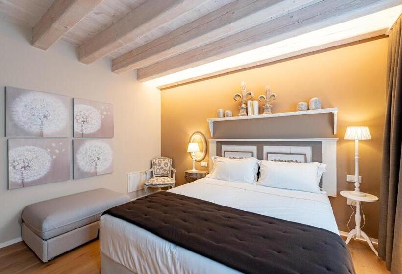 キングサイズベッドのスーペリアルーム, Borghetto San Biagio Relais Agriturismo