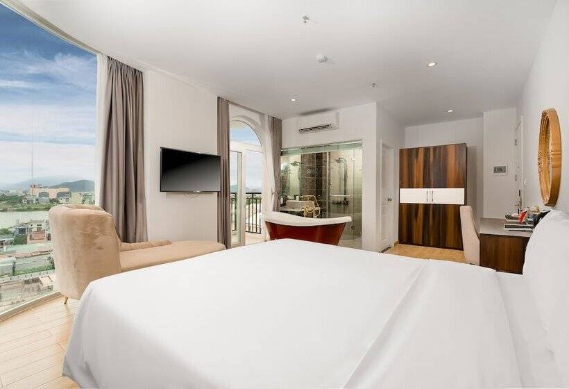 سوئیت با چشم‌انداز رودخانه, Rhm Luxury Hotel And Suite