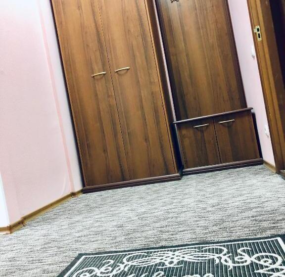 스탠다드 룸, Korona