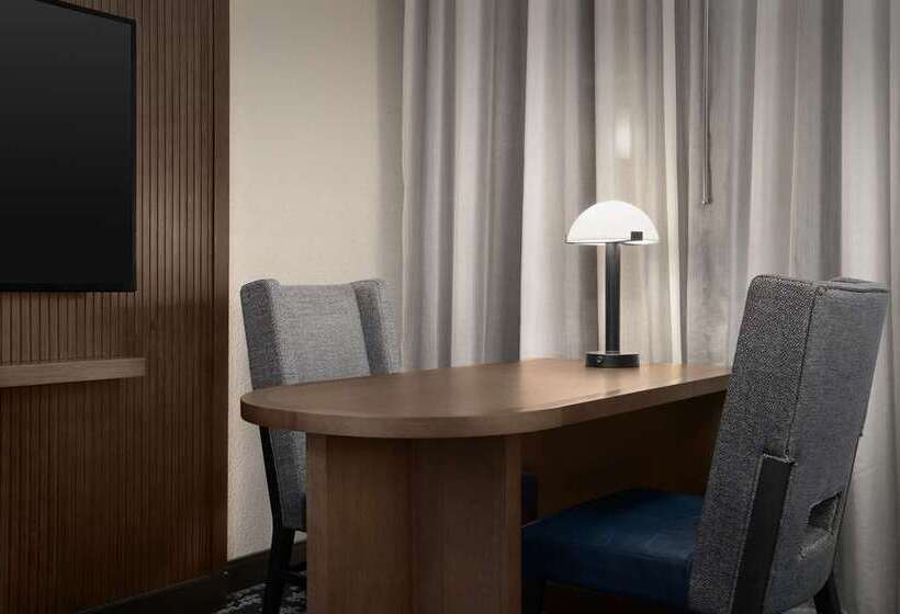 プレミアムスイート, Embassy Suites By Hilton Dallas Near The Galleria