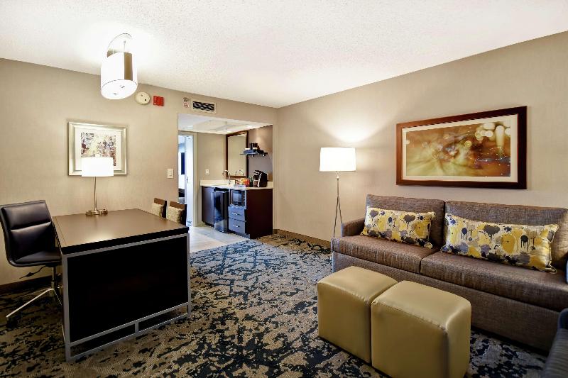 Люкс Премиум, Embassy Suites By Hilton Raleigh Durham Research Triangle