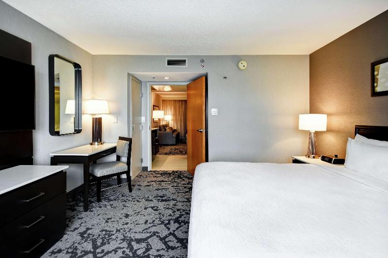 Люкс Премиум, Embassy Suites By Hilton Raleigh Durham Research Triangle
