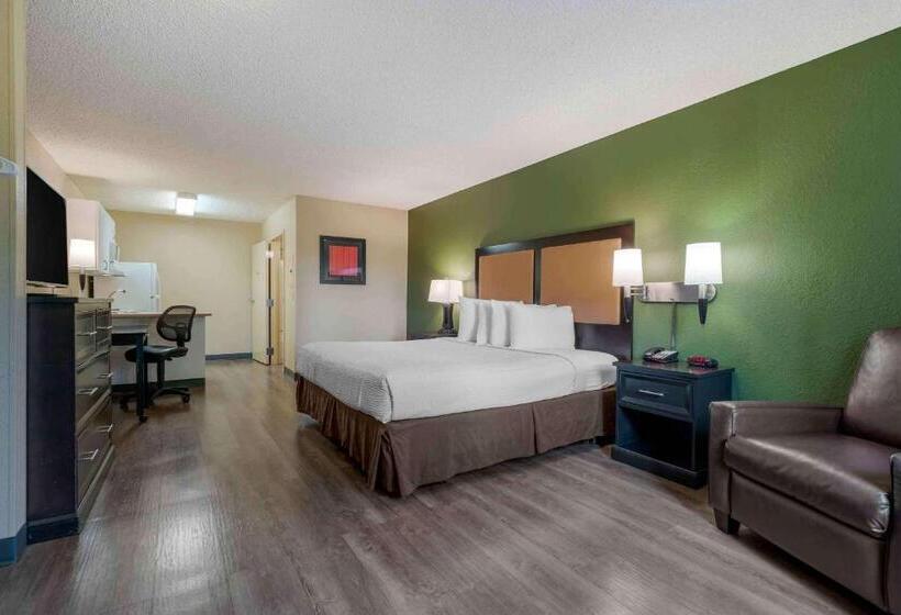 Студио Стандарт Кровать Кинг, Extended Stay America Suites  Santa Rosa  South
