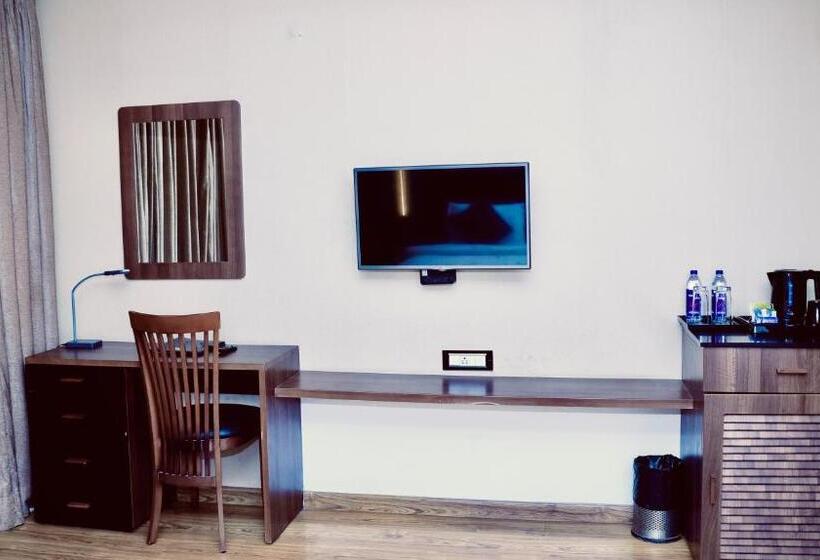 Семейный Номер, Abode By Aliste Hotels  2 Minutes Walking To Golden Temple, Amritsar