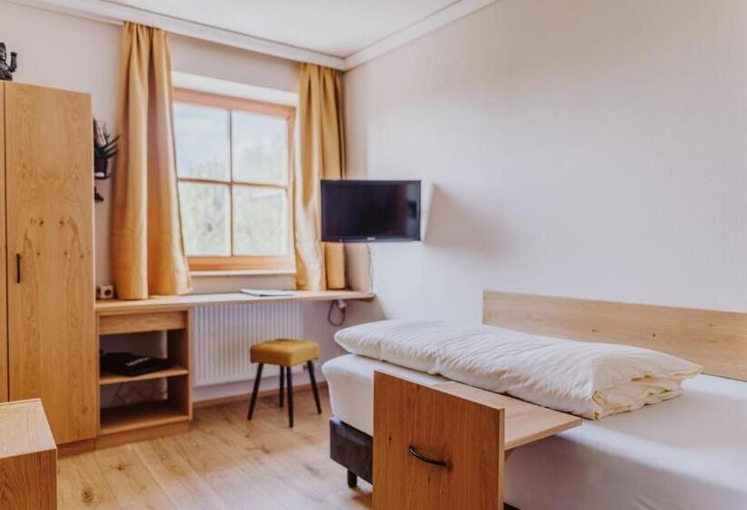 单人基本间, Landhotel Gschirnwirt