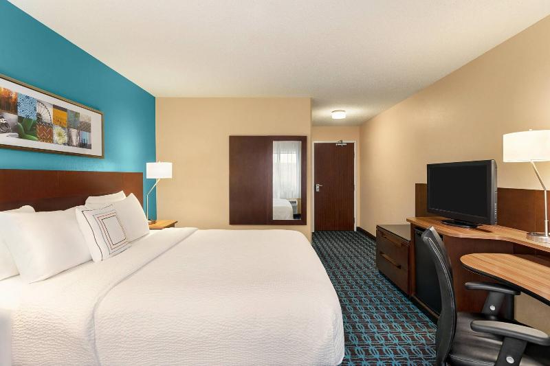 스탠다드 룸 킹사이즈 침대, Fairfield Inn Philadelphia Airport