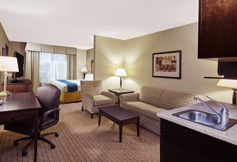 套房, Holiday Inn Express & Suites Madison Verona, An Ihg