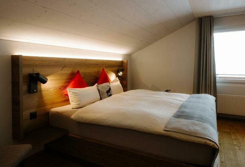 سوئیت با بالکن, Berghotel Engstligenalp
