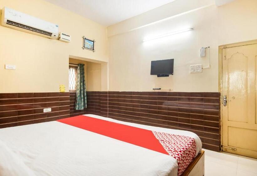스탠다드 룸, Aahvanam Guest House