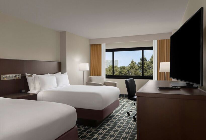 Номер Стандарт 2 Двуспальные Кровати, Doubletree By Hilton Fort Lee   George Washington Bridge