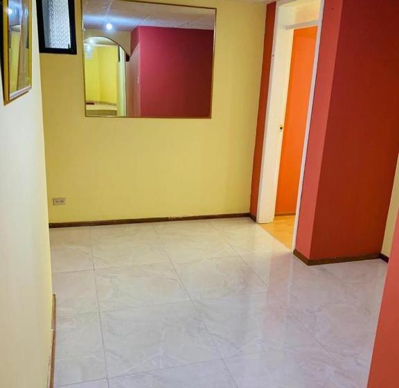 اتاق استاندارد, Hostal Rosita Latacunga