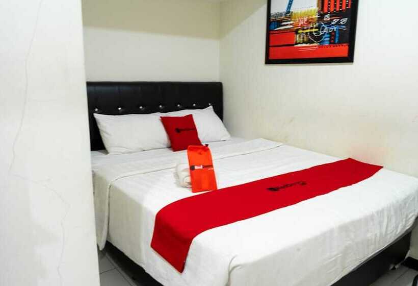 اتاق استاندارد, Reddoorz Near Setrasari Mall 4