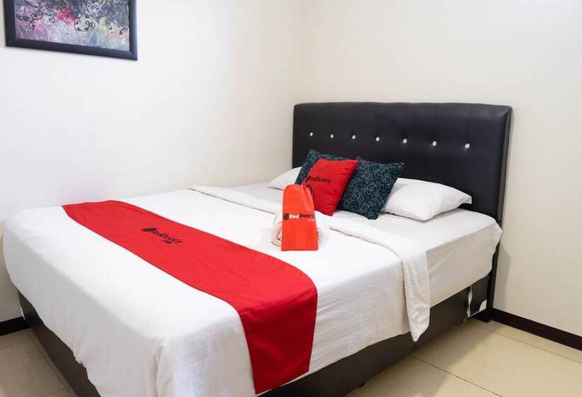 اتاق لوکس, Reddoorz Near Setrasari Mall 4
