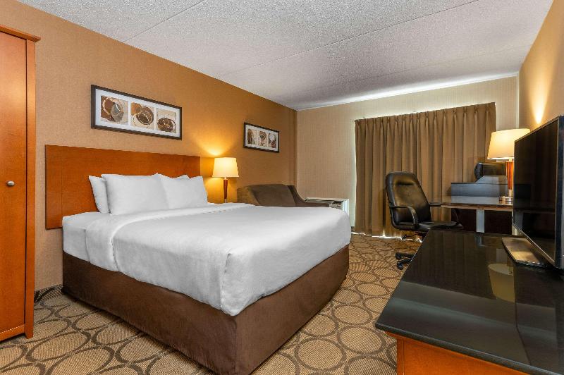 Номер Стандарт, Holiday Inn Express Marshfield   Springfield Area, An Ihg