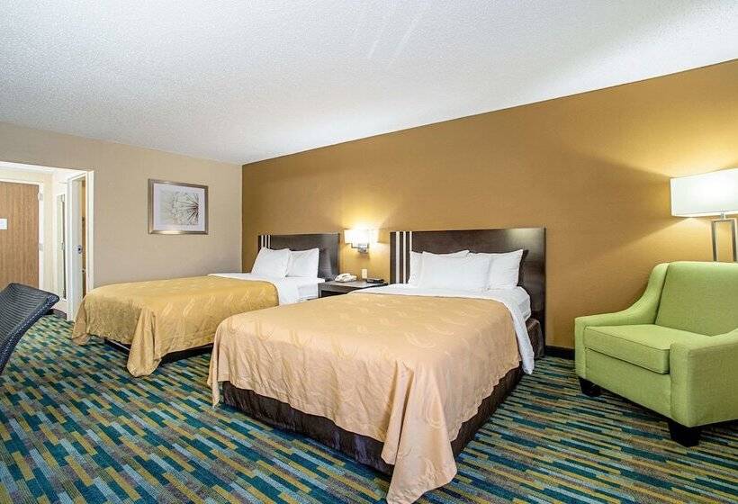 Номер Стандарт 2 Двуспальные Кровати, Quality Inn Near Six Flags St. Louis