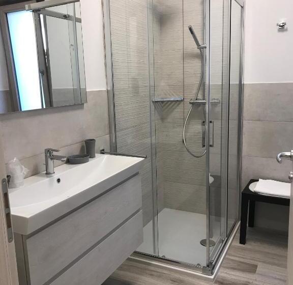 Номер Стандарт Вид на Сад, Il Sole E La Luna B&b In Garda