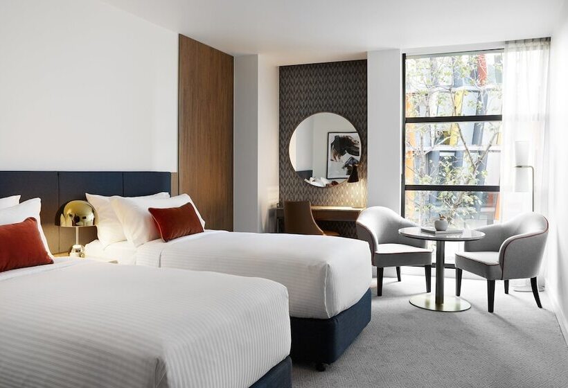 Premium Room City View, Crowne Plaza Sydney Darling Harbour, An Ihg