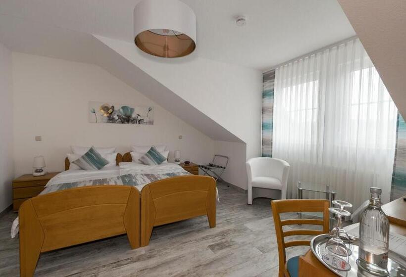 Номер Deluxe Вид на Озеро, Lakeside Resort Michaela