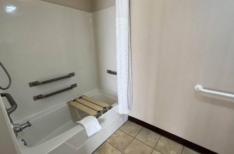 غرفة قياسية رباعية, Motel 6 Georgetown, Sc Marina