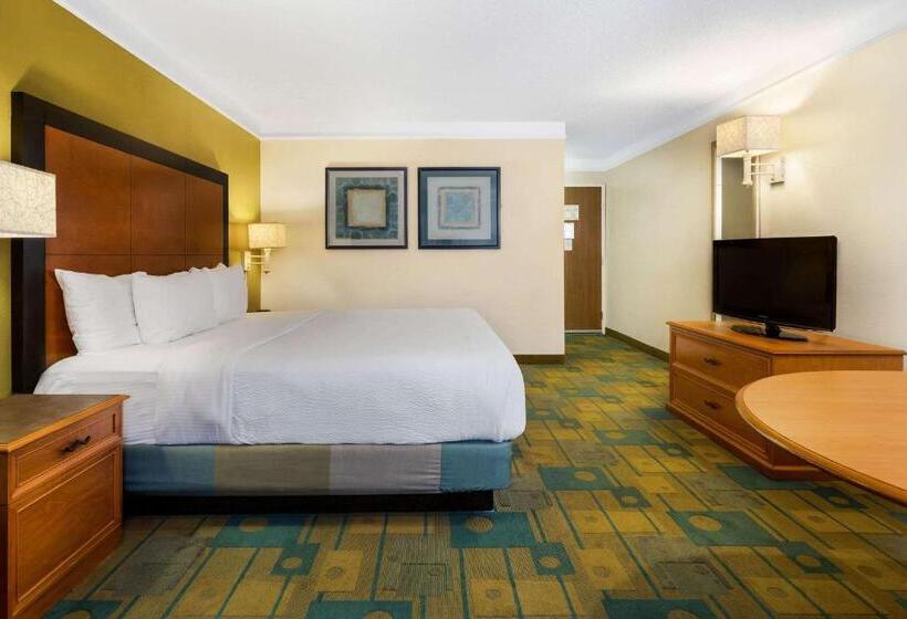 Номер Executive Кровать Кинг, La Quinta By Wyndham St. Pete Clearwater Airport